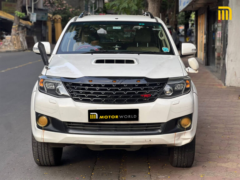 car_0196_Group 311